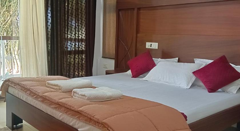 BharathaPuzha Resort - image 2