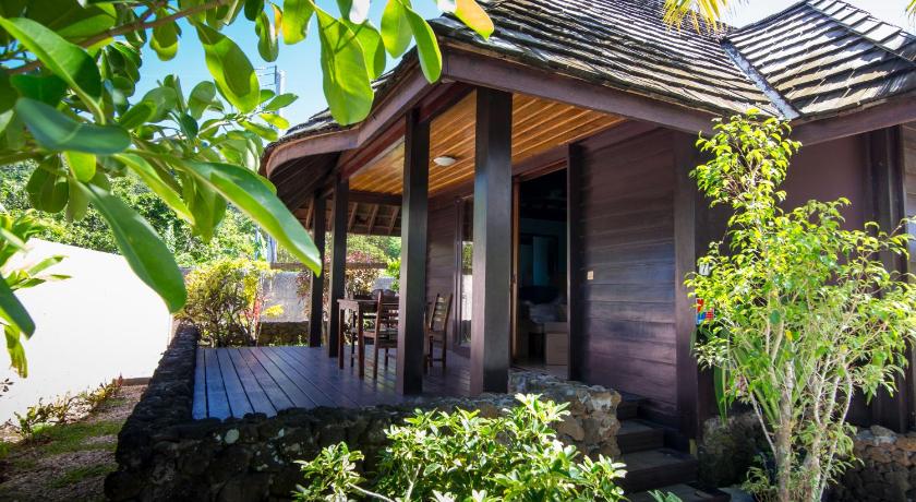 รูปของบังกะโลดีลักซ์พร้อมวิวสวน (Deluxe Bungalow with Garden View) 1