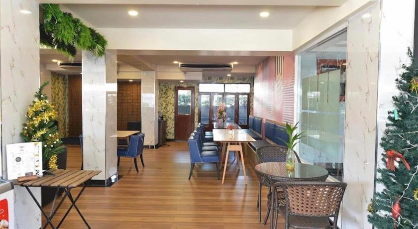 Station 203 Hotel – Bangkok, NY