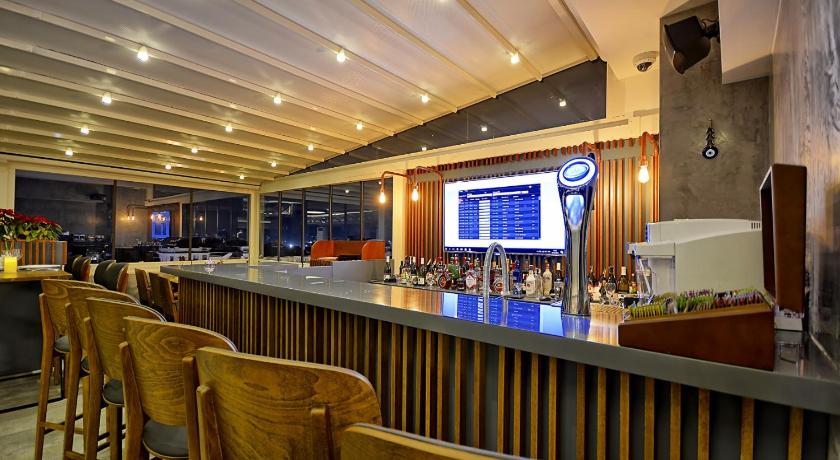 Samir Deluxe Hotel - image 8