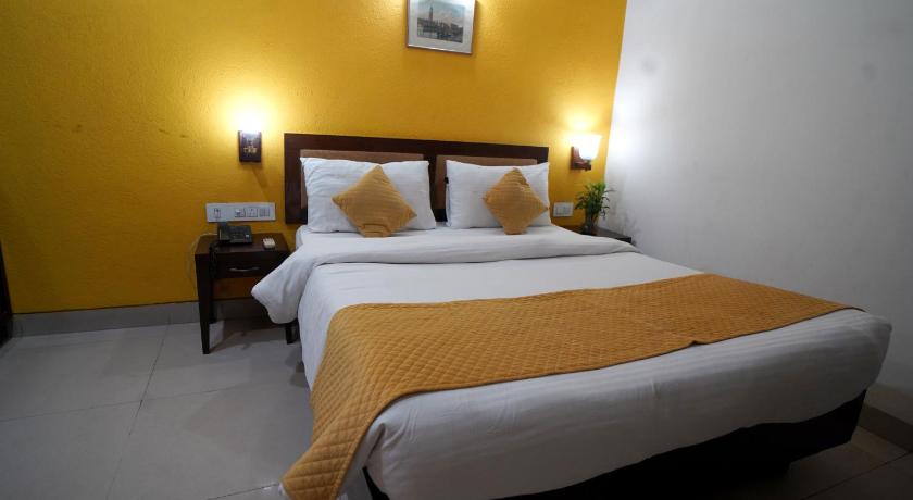 Image of Deluxe Room 9