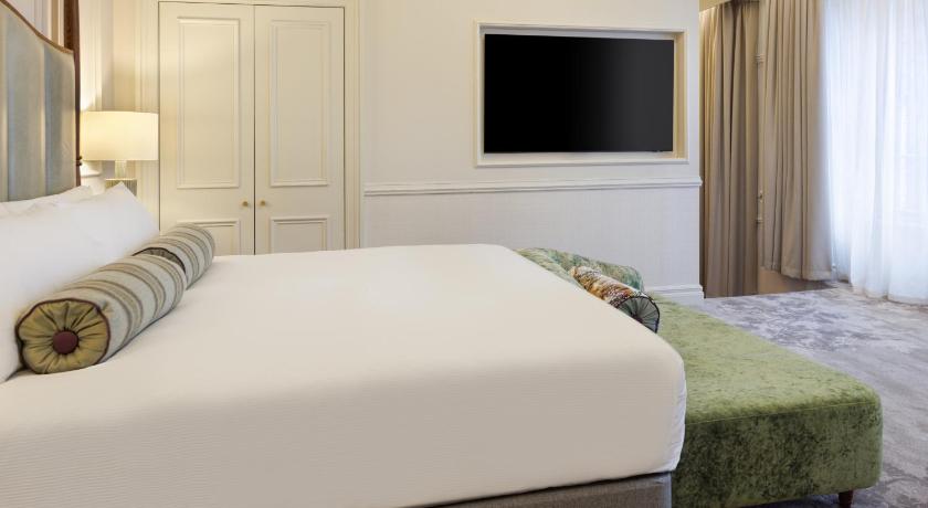Image of King Junior Suite 7