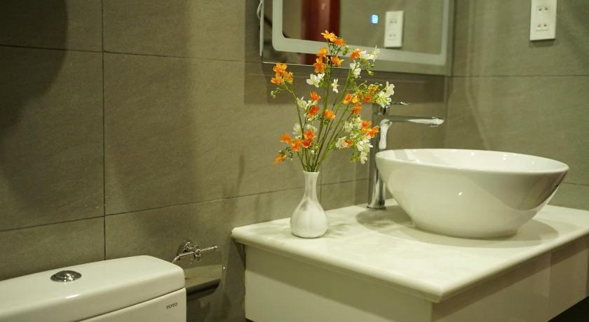 Trung Dong Hotel - image 26