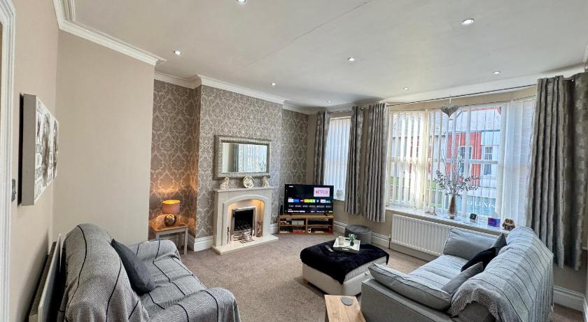 Park View Maisonette, Luxurious 3 bed holiday home