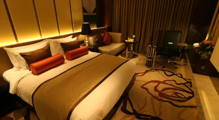 Image of Premium Luxury Suite - 15% off on One-way Airport Transfers, Spa, Food & Beverage & Laundry 4