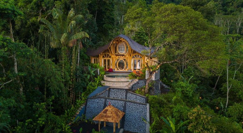Tampilan Punduk Villa - The Manta