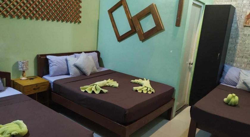Image of Family Room 3