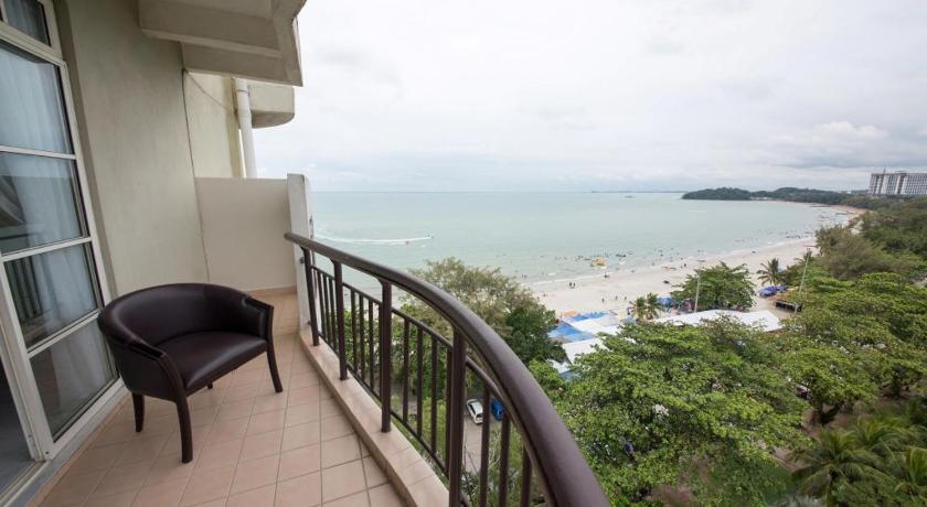 Image of 1-Bedroom Deluxe Apartment without Kitchen Facilities 1
