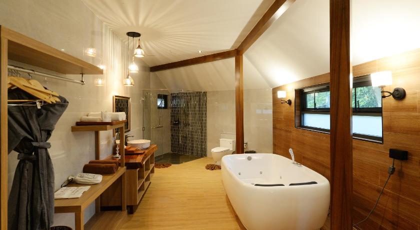 รูปของเคบินดีลักซ์ (Cabin Deluxe) 2