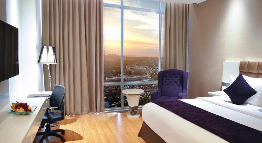 Platinum Hotel & Convention Hall Balikpapan photo