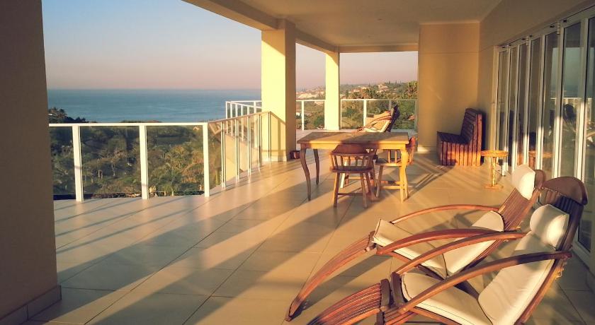 Image of Double Room with Balcony and Sea View 1