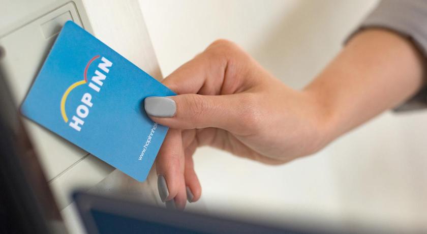 Tak HOP INN Mae Sot Building B 2-Star Hotel room