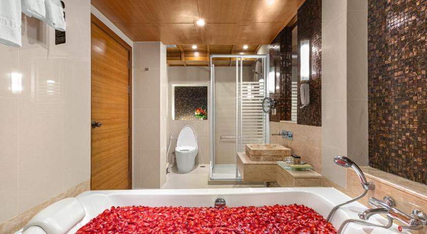 Image of 2 Bedroom Family Suite 2