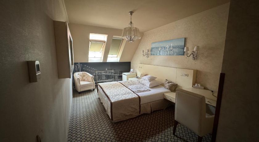 Image of Superior Double Room 8