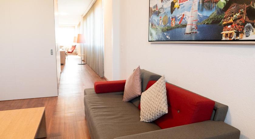 Image of Suite 6