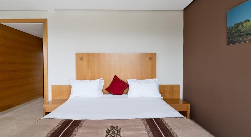 Image of Standard Suite – Sea View (Mohammed V Building) 4