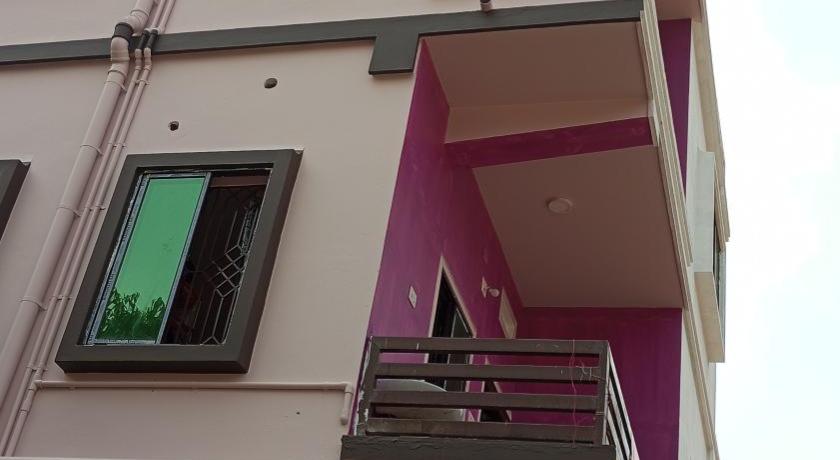 Agartala Prime Inn Guest House  2-Star Hotel lobby