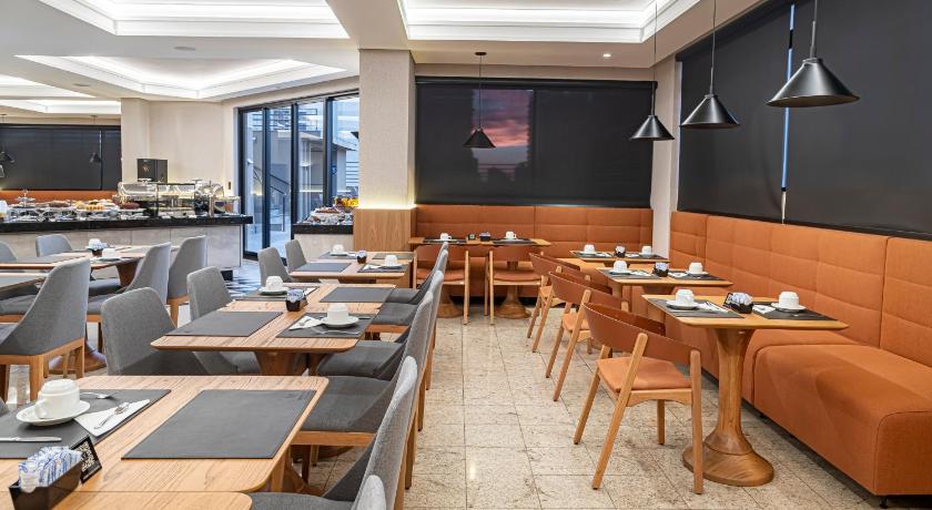 马林加 Hotel Metropole Maringa 4星级 酒店 泳池