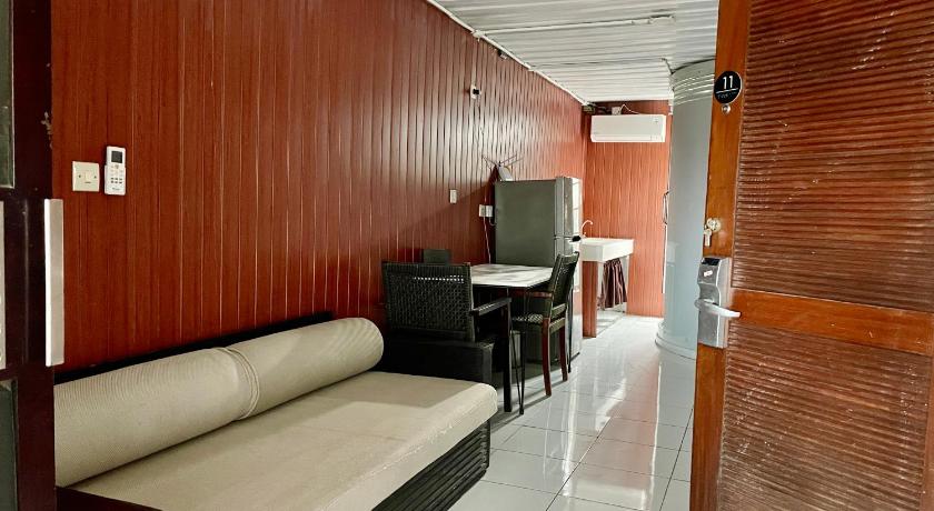 巴厘 trees inn Bali Denpasar 3星级 民宿 泳池