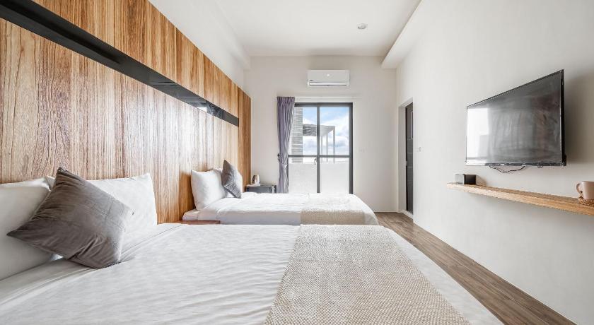 Image of Quadruple Room with Terrace 3