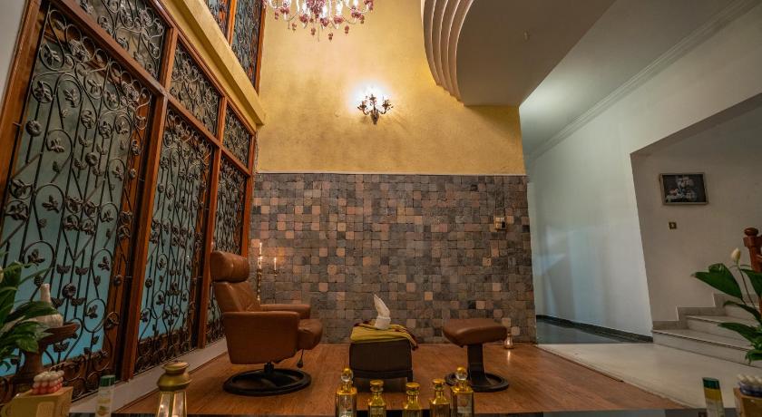 The Palace Inn - A boutique villa - image 2