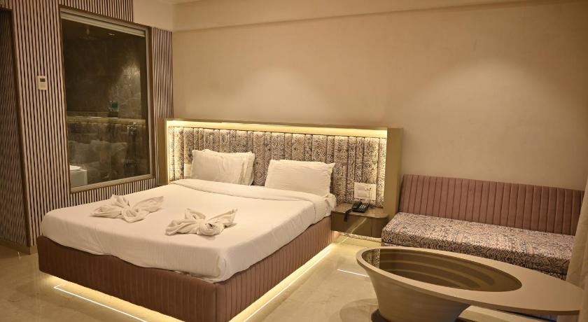 Image of Executive Suite Room 10
