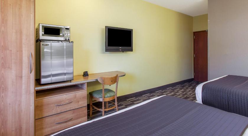 Microtel Inn & Suites by Wyndham Johnstown photo