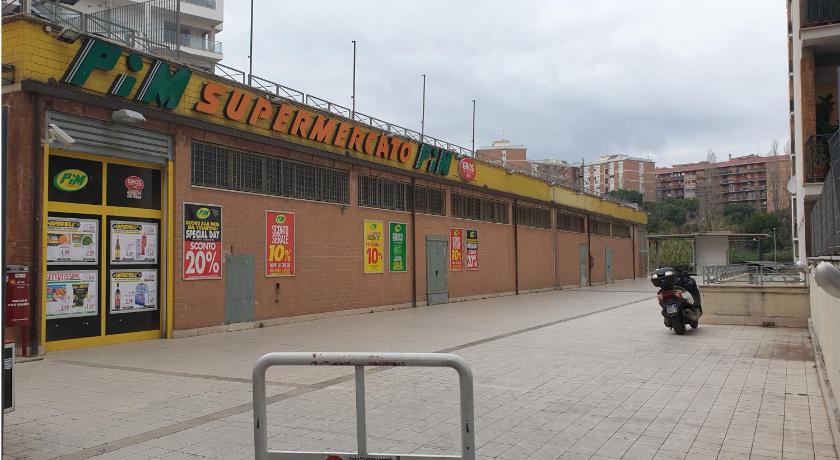 ローマ Appartamento "Palmira" Loft moderno a Trastevere vicino alla stazione 3つ星 シングルルーム プール