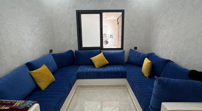 Appartement vue partielle sur la mer