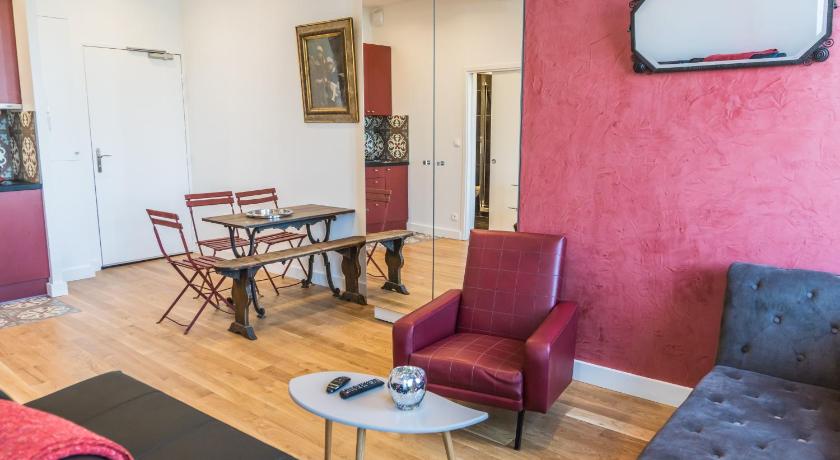 Image of One-Bedroom Apartment - Tradition and modernity 6