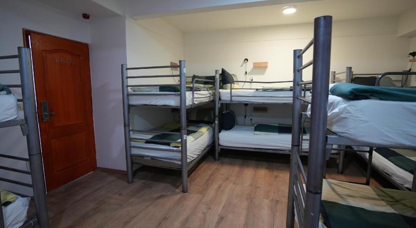 Image of Bed in 10-Bed Mixed Dormitory Room 0
