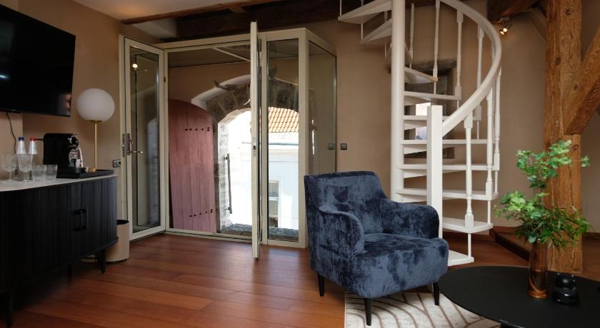 Image of Suite with Balcony 1