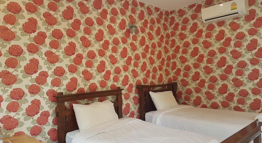 Image of Standard Twin Room 5