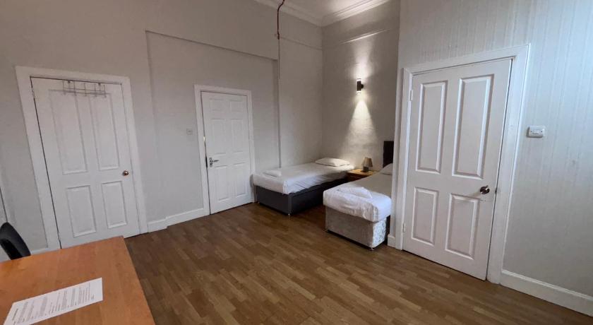 Image of Apartment - Ground Floor 3