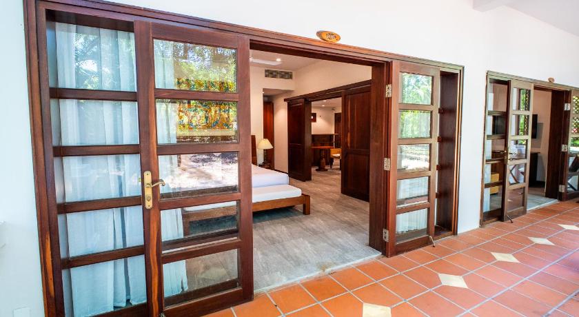 Image de Suite avec Vue sur le Jardin (Garden View Suite) 7