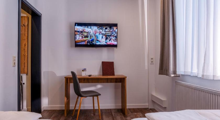 Image of Twin Room 2