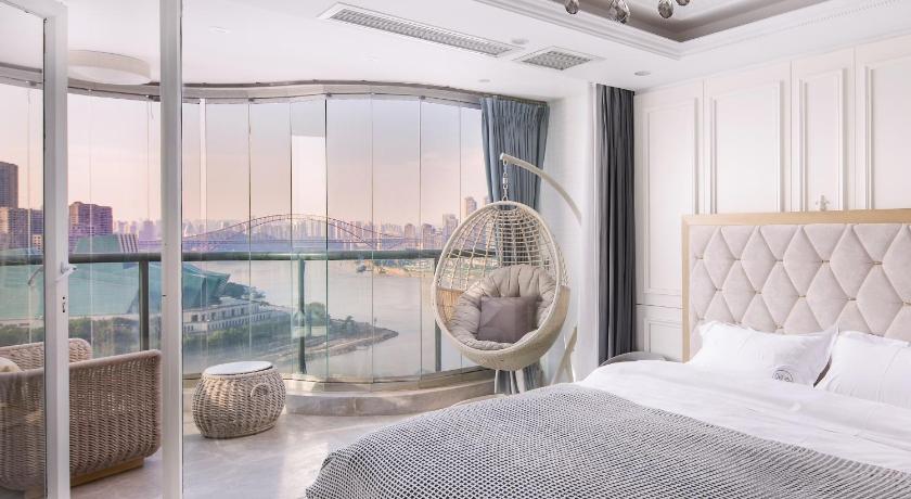Nuanyu Apartment with river view& Drone show view - image 39