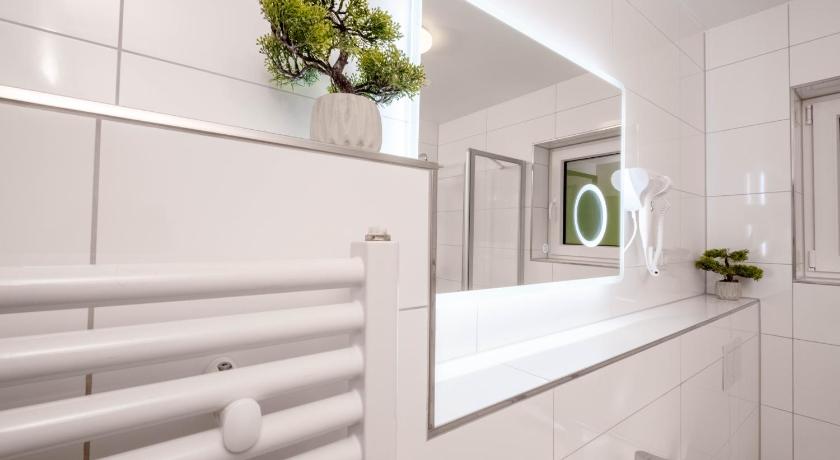 Image of Three-Bedroom Apartment - Annex 10