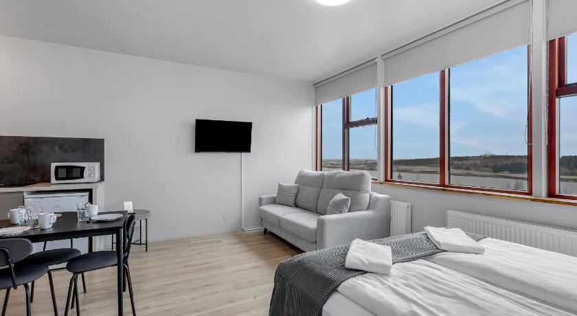 Image of Superior Studio with Balcony 7