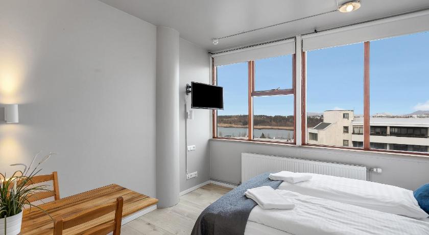 Image of Economy Studio 5