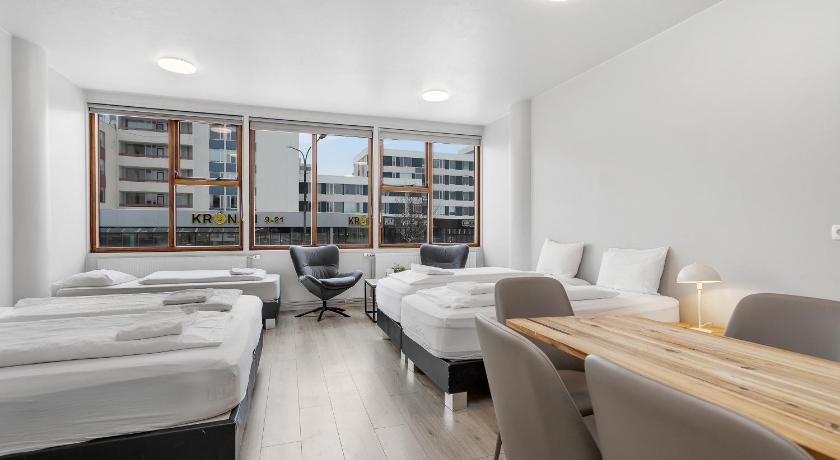 Image of Studio for 5 People 5