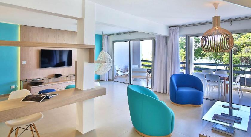 Image of Suite with Sea View 0
