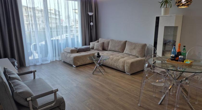 REKO apartament z basenem i SPA tuz przy plazy