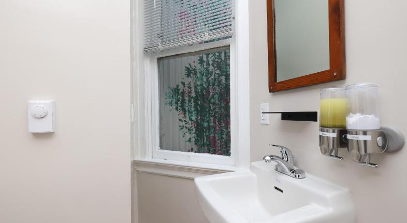 Image of Double Room with Private Bathroom 10