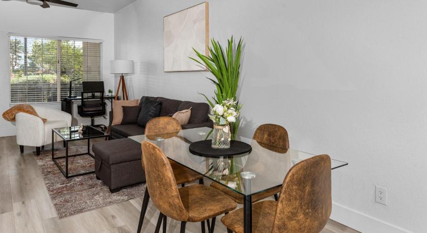 피닉스 (AZ) Cozy 2BR-Pool, Yoga Rm, Gym, Cabanas, BBQ,Prkng 4성급 숙소 객실