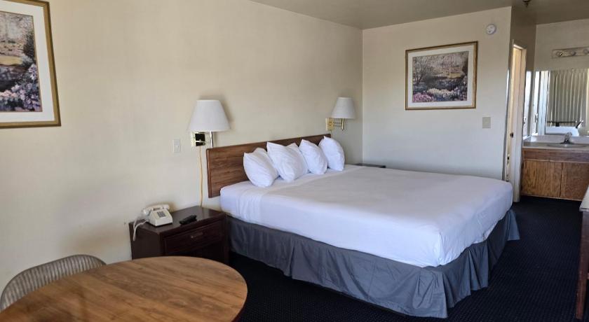 El Cerrito (CA) Terrace Inn and Suites 2-Star Accommodation exterior