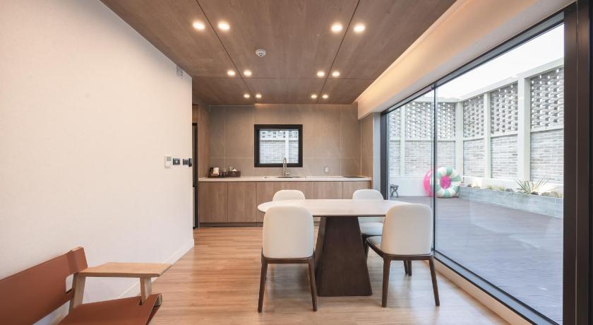 Busan H-AVENUE HOTEL haeundae 5-Star Hotel exterior