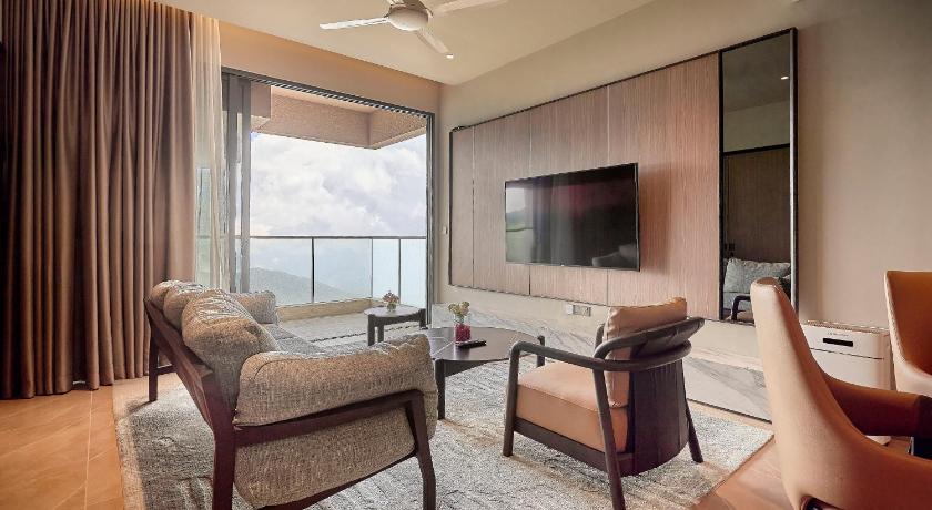 Image of 3 Bedroom Suite 3