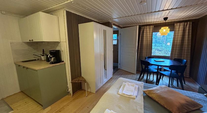 Image of Two-Bedroom Apartment (4 Adults) 3