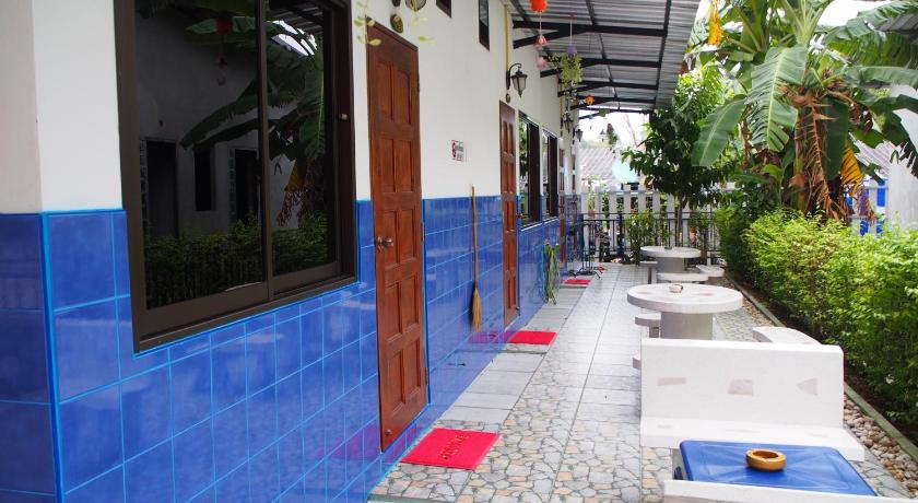 コサメット Runa Runa The Best Samed Island 2つ星 ホテル レストラン